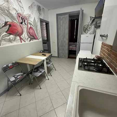 Loft Nazioni Lägenhet